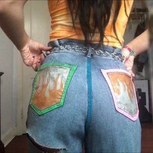CUSTOM PAINTED MOM JEANS